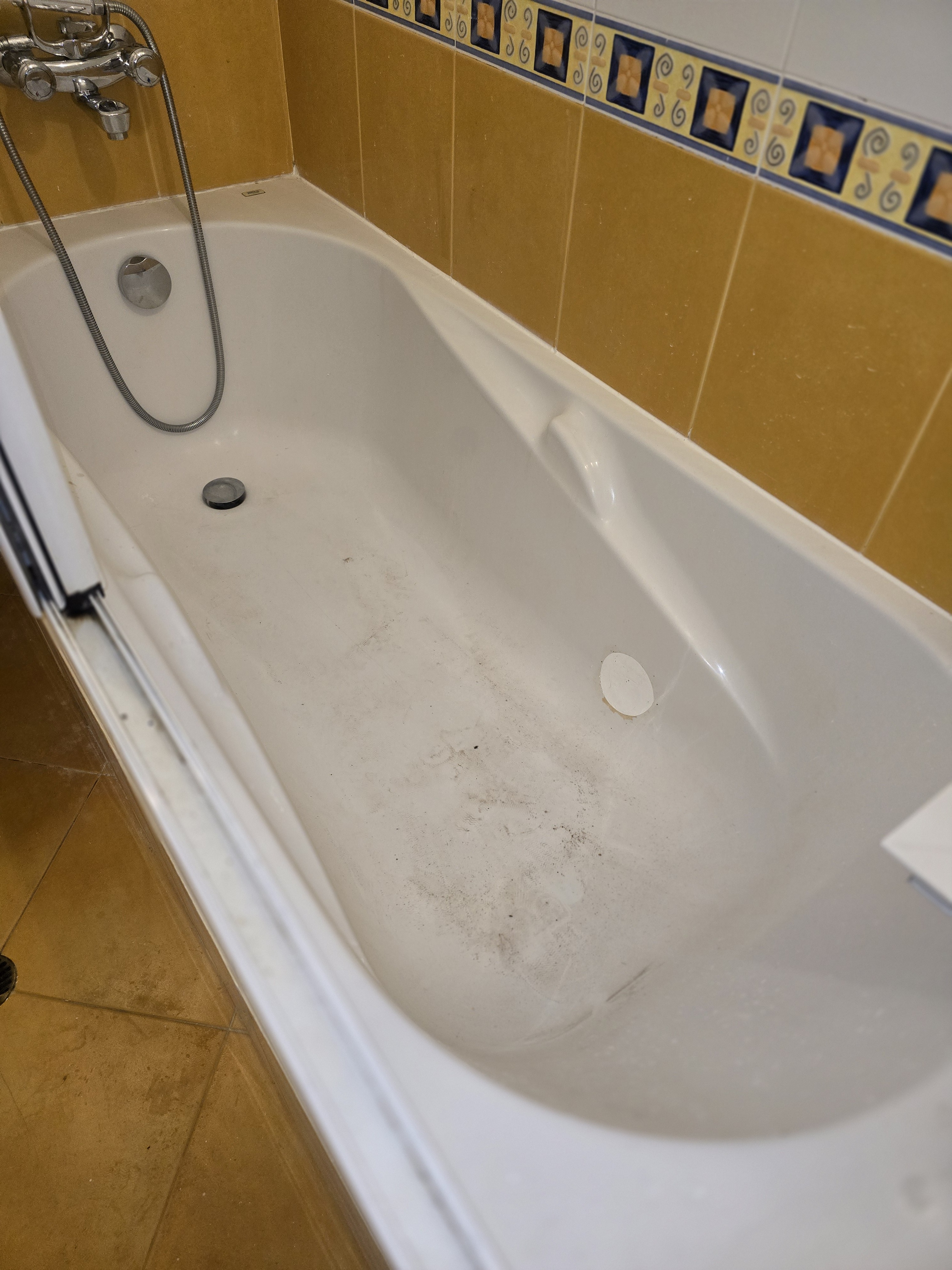 Before photo for Почистване на баня